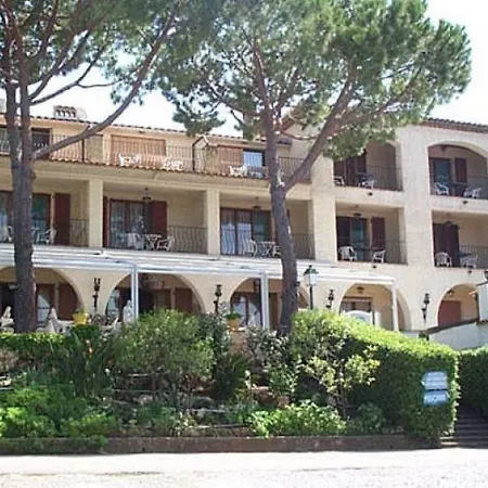 Castel Garoupe מלון אנטיב