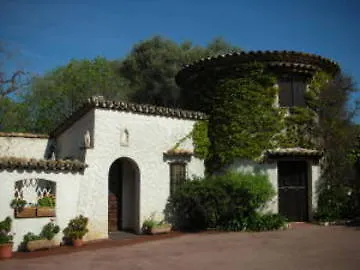 Castel Garoupe מלון